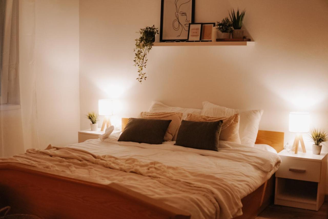 Cozy 2-bedroom Boho-themed Appartement